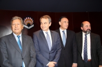 De izquiera a derecha, Sami Nar, Jos Luis Rodrguez Zapatero, Jos Carlos Gmez Villamandos y Manuel Torres Aguilar, minutos antes del inicio de la conferencia de clasusura