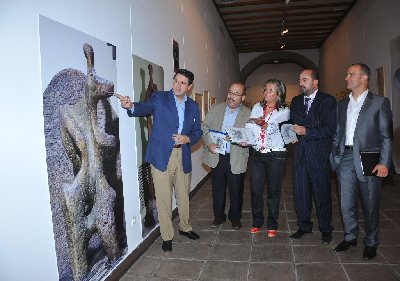 Presentada la exposicin ' Rafael de la Hoz. Artquitecturas'