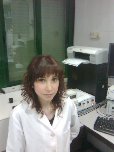 Carolina Carrillo, becaria de la UCO, premiada en un certamen internacional sobre nanotecnologa.