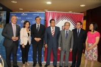 Autoridades asistentes a la inauguración del foro que ha acogido el Rectorado de la Universidad de Córdoba