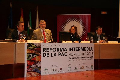 La reforma intermedia de la PAC, a debate en el Rectorado.