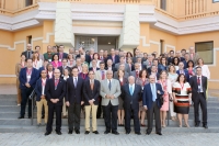 Foto de familia del plenario de la Sectorial de Investigacin de la CRUE celebrada en Sevilla