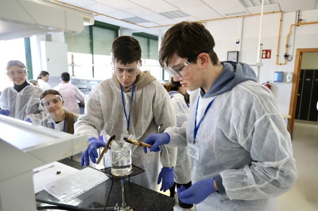 Jornadas de introducción al laboratorio experimental de la Facultad de Ciencias