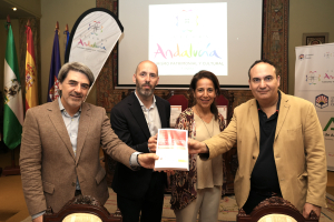 De izqda. a dcha.: José Antonio Fernández, Eduardo Lucena, Lourdes Arce y Ricardo Hernández.