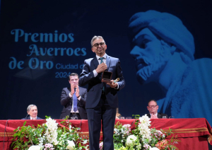 El profesor López Miranda recibe el Premio Averroes de ORo en Ciencias Médicas.