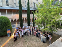 Foto de familia de la celebración del 10º aniversario de movilidad internacional en Gerona