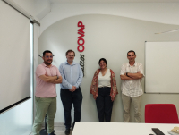 De izquierda a derecha:  Alejandro Rodríguez Pascual, director del Máster, Alfonso Carbonero Martínez, director del Centro Universitario, Sara Jurado Rubio, técnica de gestión y formación de COVAP y Manuel Cruz Yusta, responsable de las prácticas externas del master. 