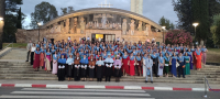 Foto de familia de la titulación en Educación Primaria (grupos 1 y 2 ).