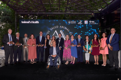 Foto de familia de galardonados con los premios Animal&#039;s Health