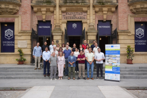 El proyecto HY4RES se reúne en Córdoba para evaluar el uso de sistemas híbridos de energías renovables para el regadío