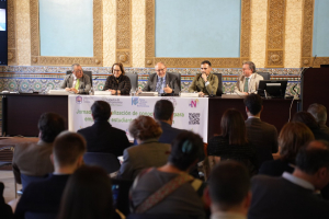 El rector inaugurando la jornada.