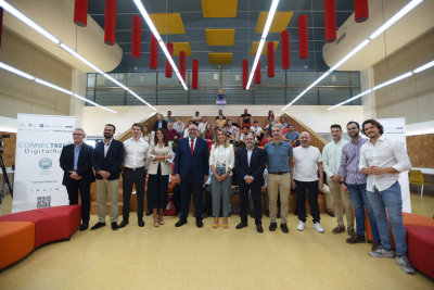 Foto de familia de los participantes en el proyecto ConnecTrees.