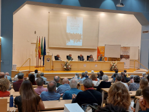 Momento de la presentación del libro.