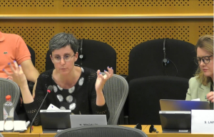 La profesora Magaldi durante su intervención.