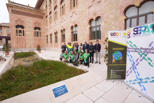 El rector y el presidente del Ingema junto a los voluntarios y técnicos participantes.