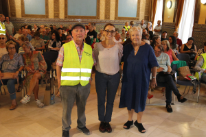 De izquierda a derecha, Pepe Villamor, Sara Pinzi y Teresa Aranguren.