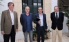 De izquierda a derecha, Emilio Luque, catedrático del IES Góngora; Joaquín Roses, director de la Cátedra Góngora; Juan Carlos Abril, profesor y poeta, y el director del IES Góngora, José María García Abril.