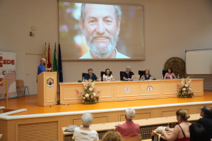 Un momento del acto de recuerdo a Pepe Larios celebrado este martes. 