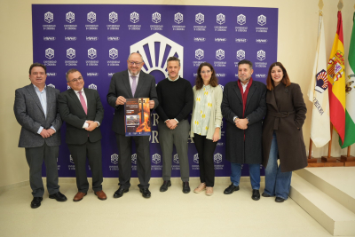 Autoridades en la presentación de la Orquesta Sinfónica UCO-Conservatorio Superior de Música &quot;Rafael Orozco&quot;