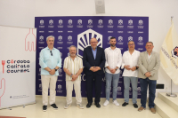 De izquierda a derecha: Antonio  Caño, director de Córdoba Califato Gourmet; Matías Vega, chef del Restaurante La Alcazaba de las Torres; Manuel Torralbo, rector de la Universidad de Córdoba; Antonio Jiménez, chef de de la Taberna La Montillana; Antonio Arenas, vicerrector de Formación Continua, Empleabilidad y Emprendimiento de la UCO; y Rafael Moreno, director de la cátedra de Gastronomía Mediterránea.