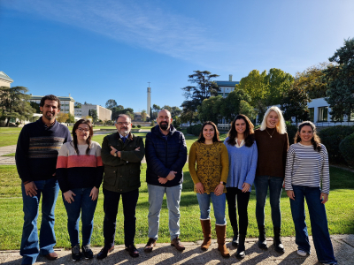 De izquierda a derecha: Jaime Gómez Laguna, profesor de la UCO y co-autor del trabajo, Irene Magdalena Rodríguez Gómez, profesora de la UCO y primera firmante del artículo, Librado Carrasco Otero, actual director general de Planificación de la Investigación de la Junta de Andalucía y último firmante del trabajo, Francisco José Pallarés Martínez, profesor de la UCO. También las becarias predoctorales del grupo UCO-PIG Fernanda Larenas Muñoz, Carmen Álvarez Delgado y Karola Fristiková. Por último, Inés Ruedas Torres, becaria postdoctoral del grupo UCO-PIG y coautora del artículo.