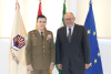 El general de dvisión Raimundo Rodríguez y el rector Manuel Torralbo.