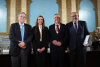 De izqda. a dcha.: Bartolomé Valle, presidente de la RAC; M.ª Paz Cepedello y Antonio Arenas, los nuevos académicos; y el rector, Manuel Torralbo.